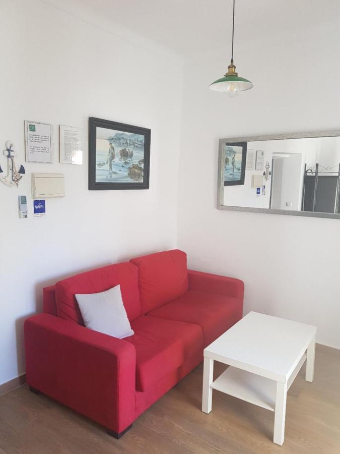 Casa Medina De Alba Apartment โกนิล เด ลาฟรอนเตรา ภายนอก รูปภาพ