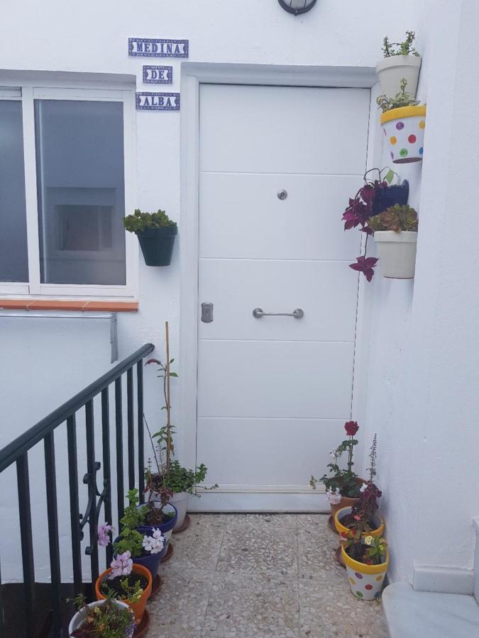 Casa Medina De Alba Apartment โกนิล เด ลาฟรอนเตรา ภายนอก รูปภาพ