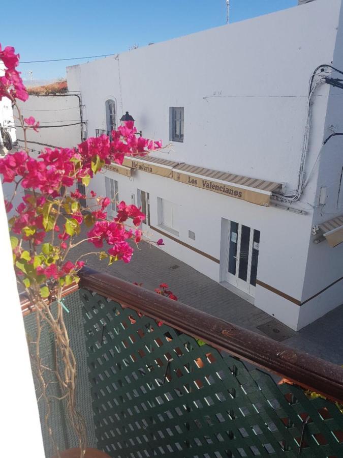 Casa Medina De Alba Apartment โกนิล เด ลาฟรอนเตรา ภายนอก รูปภาพ