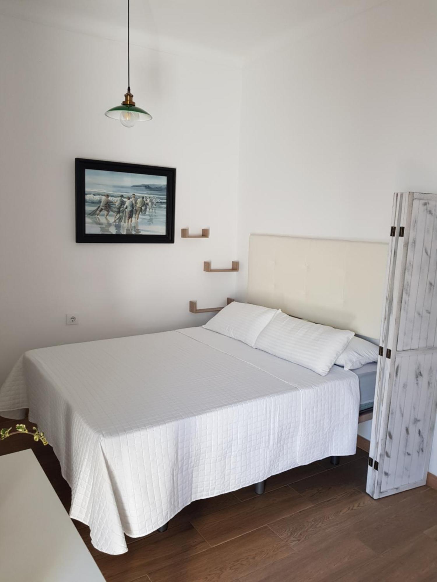 Casa Medina De Alba Apartment โกนิล เด ลาฟรอนเตรา ภายนอก รูปภาพ